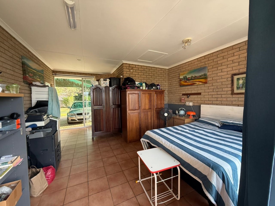 4 Bedroom Property for Sale in Riverside Western Cape